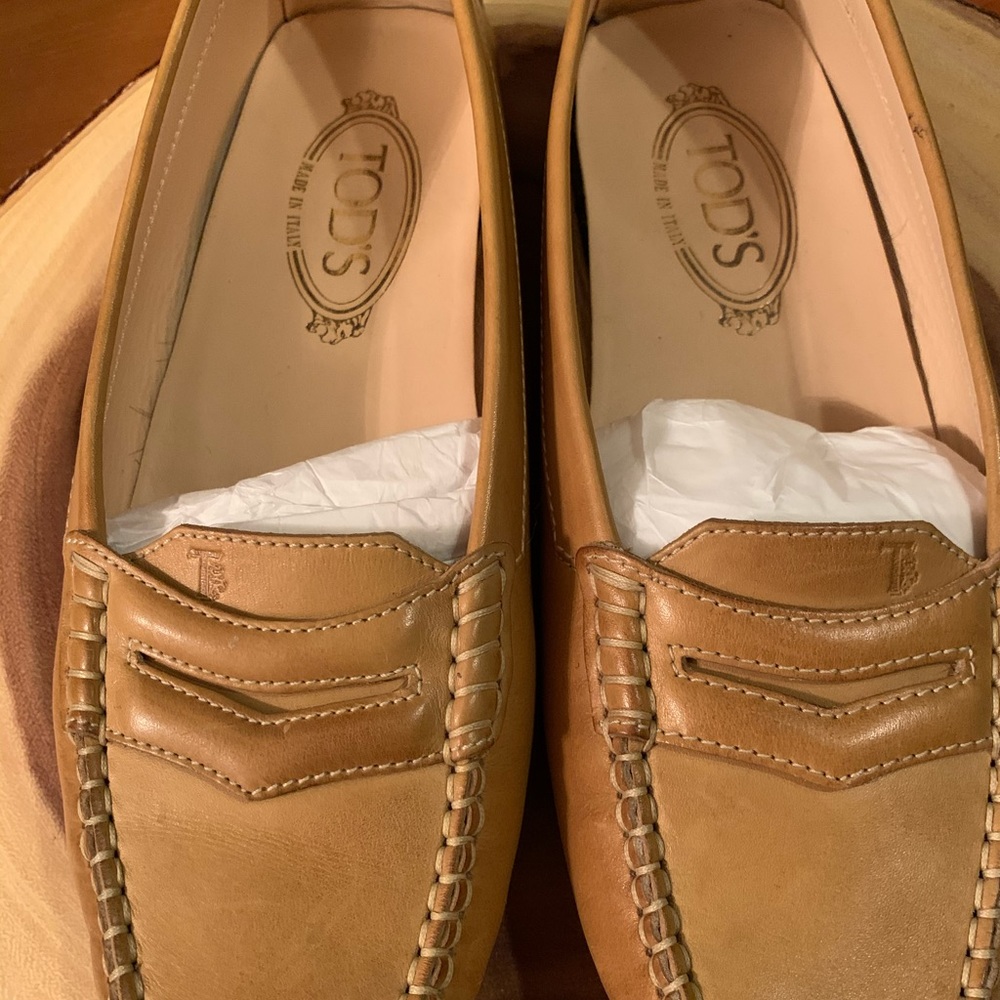 Tod’s loafers